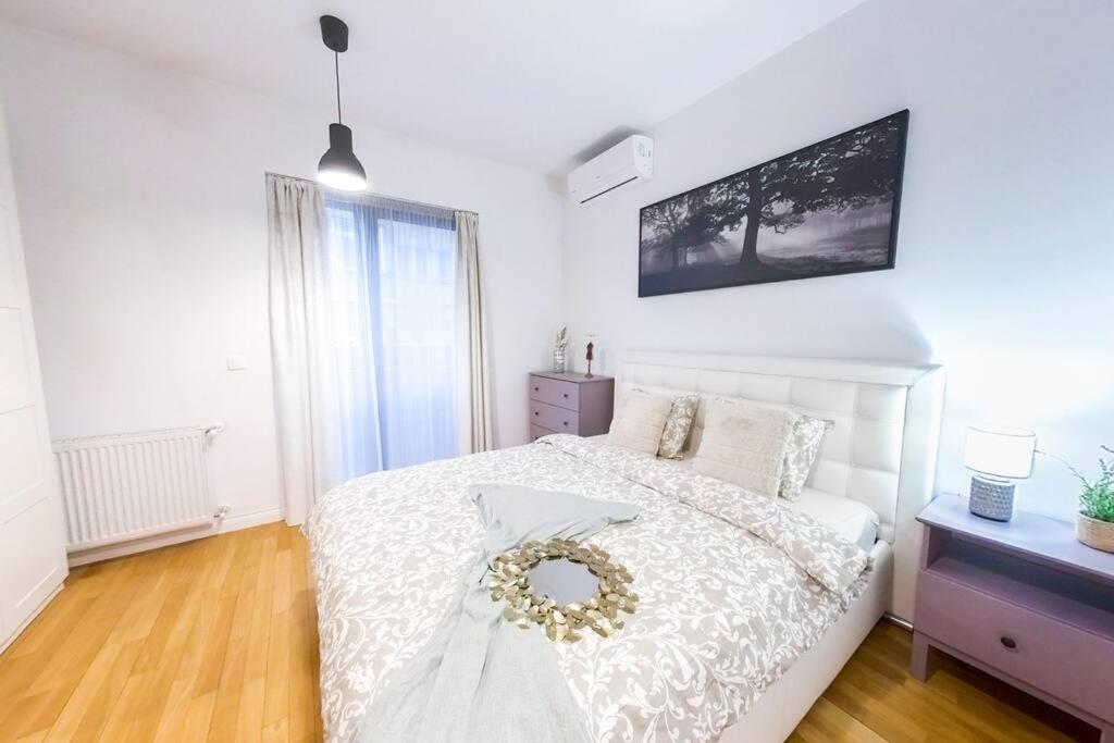 Old Town Spacious Apartment Βουκουρέστι Εξωτερικό φωτογραφία